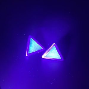 TAXCO Rare Vintage Sterling Silver Uranium Glass Triangle Earrings TR-96